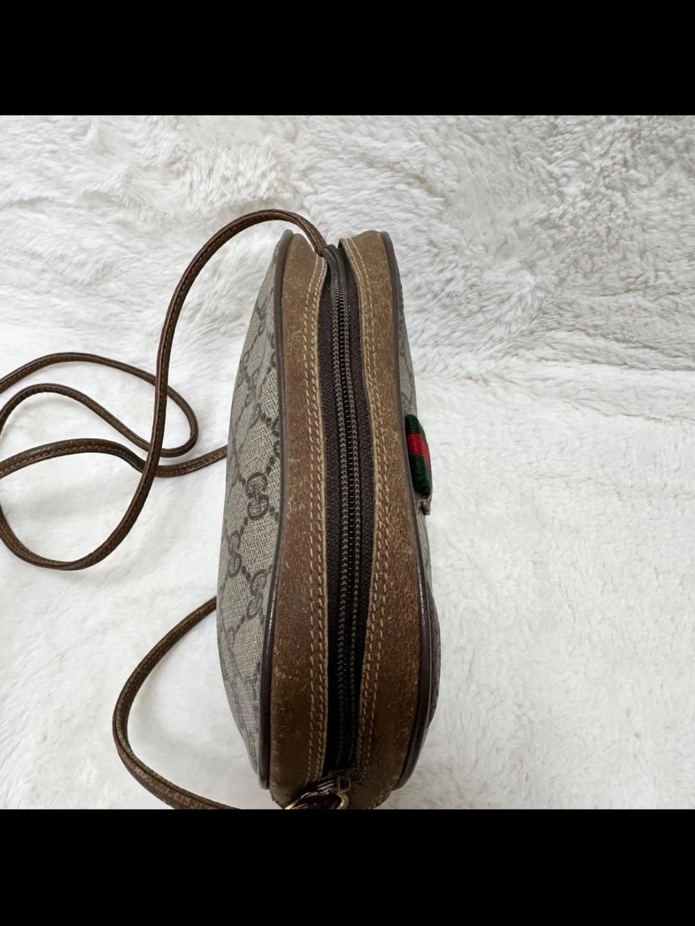 Gucci Beige GG Canvas Crossbody Bag with Brown Leather Trim - Picture 4 of 16